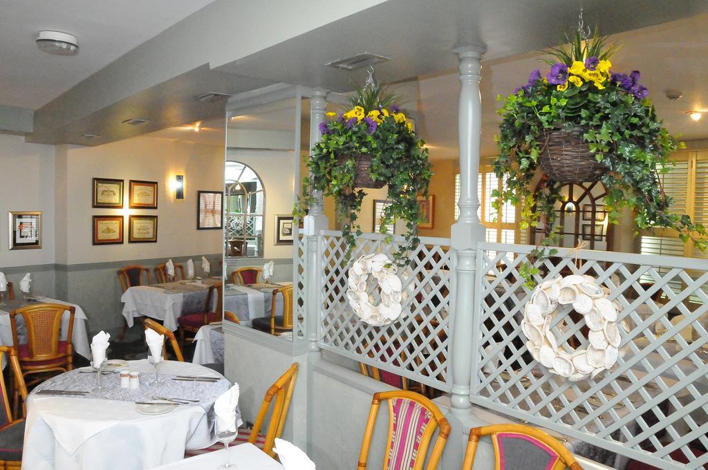 Dolphin Hotel Gorey Exterior foto