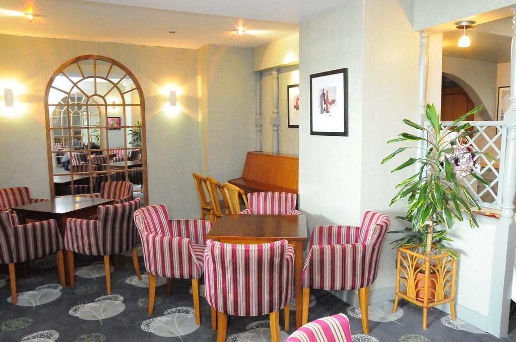Dolphin Hotel Gorey Exterior foto